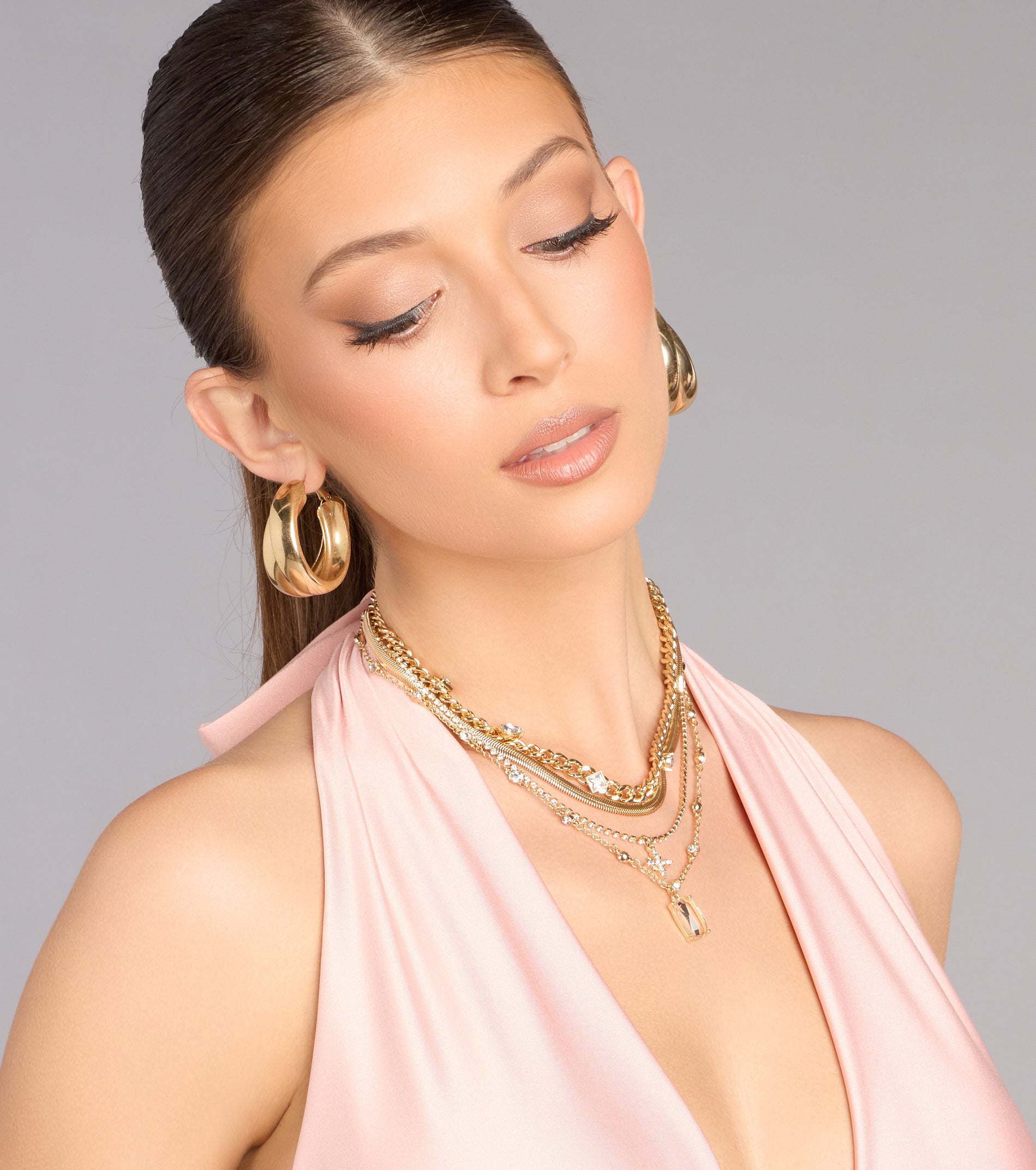 Effortlessly Bold Layered Rhinestone Chain Necklace